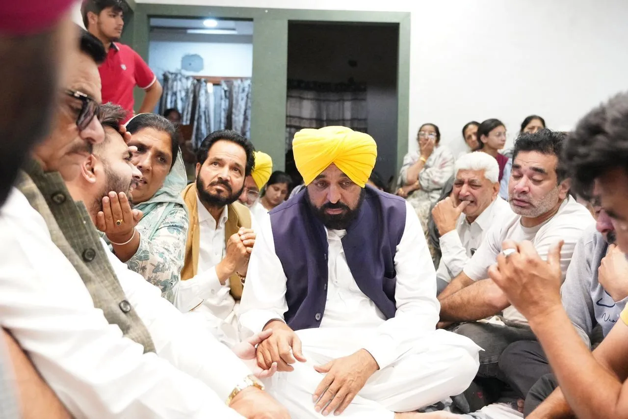 Mathura Boat Tragedy CM Bhagwant Mann Sends Rescue Teams