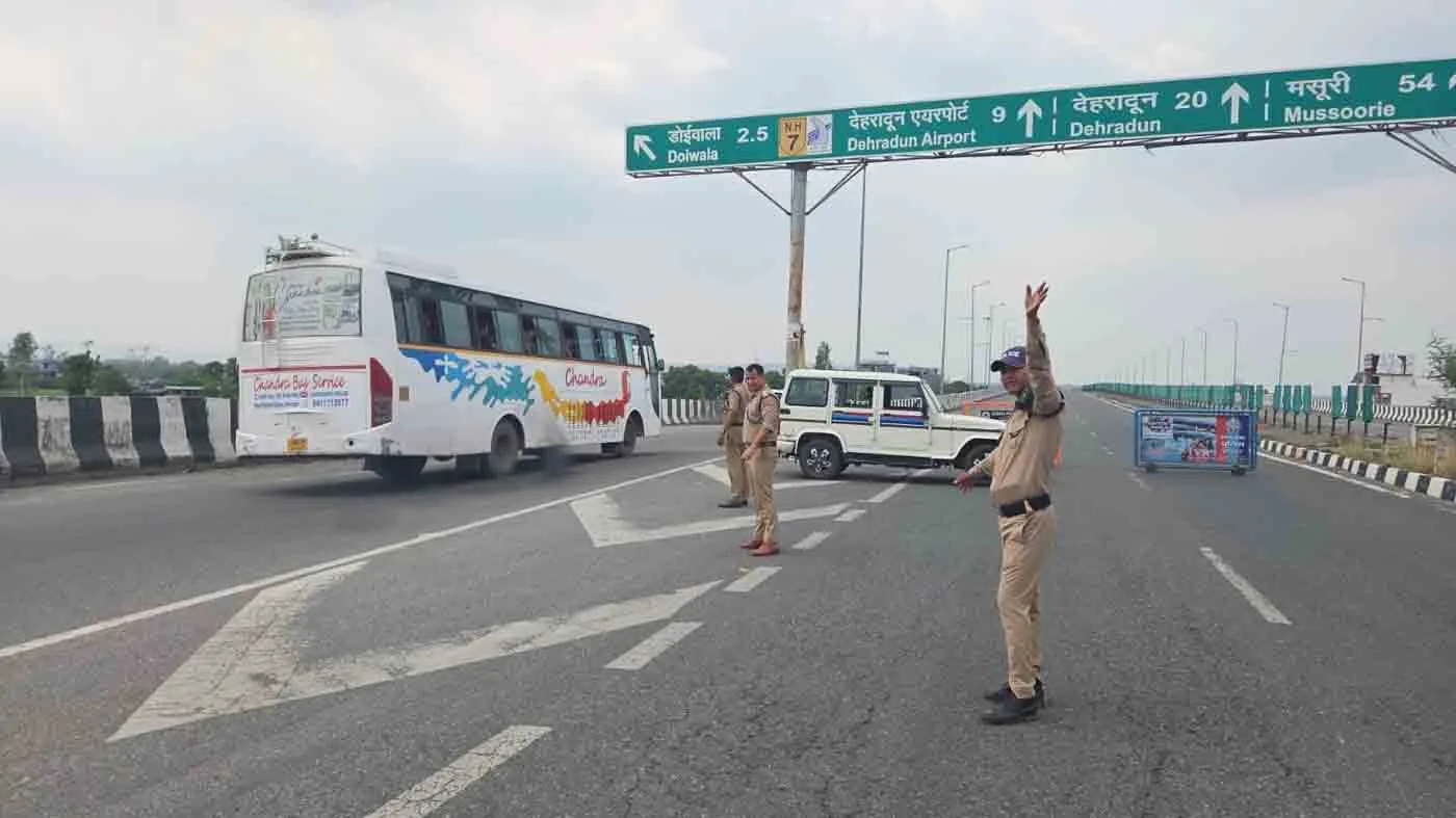 Dehradun Traffic Alert Issued for Mussoorie Weekend