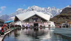 Hemkund Sahib Yatra Opens With Record 6,500 Devotees