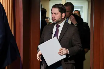 Ghost Jobs Alert: Senator Demands Crackdown