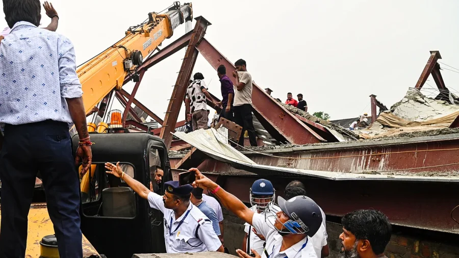 Kolkata Building Collapse Triggers Construction Suspension