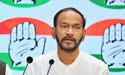Goa Congress Bars Defectors Ahead of Elections