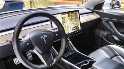 Tesla FSD Crash Leads to Manslaughter Charge