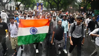 Daro Mat: Unafraid Citizens March in Delhi