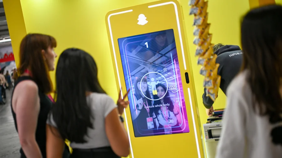 Snapchat Bans AI Slop in Spotlight Rewards