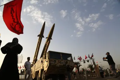 Iran War: Trump's Hesitation Hands Tehran Advantage